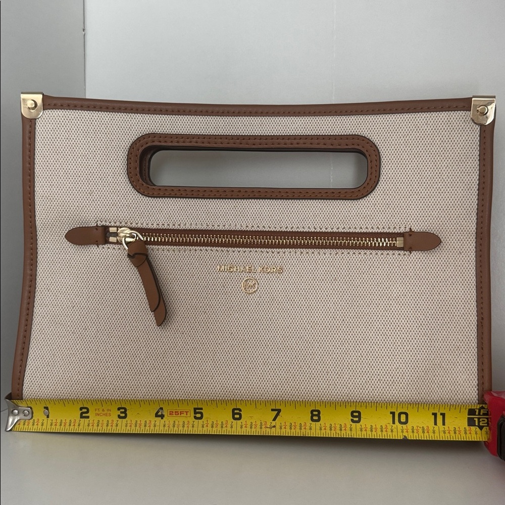 Michael Kors Jane Large Cotton Canvas Clutch Crossbody Bag EUC - Picture 10 of 11